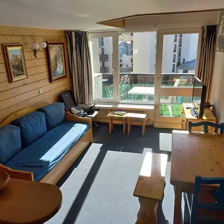 2p Sud/ouest, 100m Des Pistes, Balcon, 6eme Etage, Ascenseur, 5 Couchages - Fr-1-449-183 * Tignes
